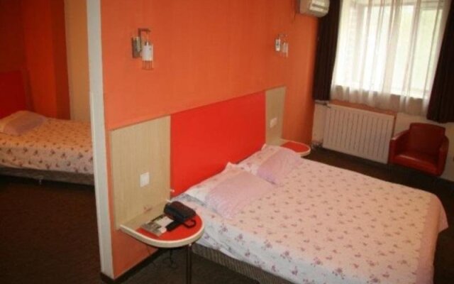 Motel 168 Zhenjiang North Road