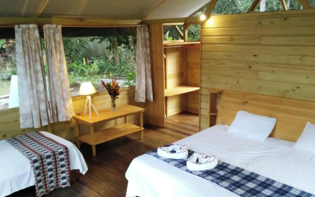 Lirio Lodge