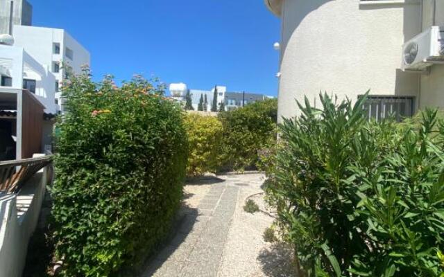 Seaside Maisonette 200M from sea