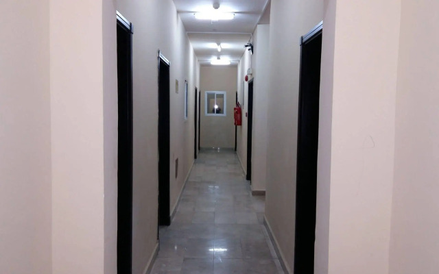 OYO 117 Majestic Hotel