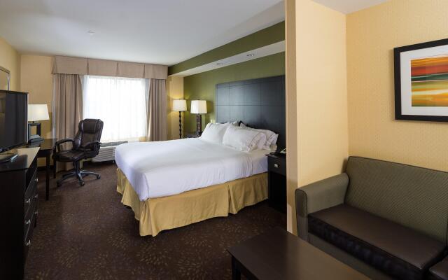 Holiday Inn Express Detroit North - Troy