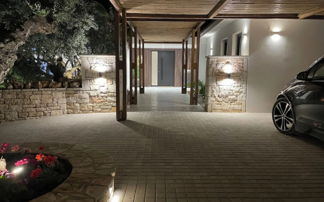 5-bedroom Superior Villa, Sea View & Swimming Pool
