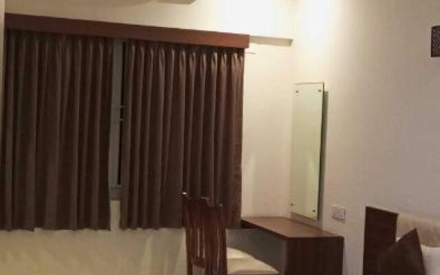 Oyo Flagship 92914 Mathura Inn
