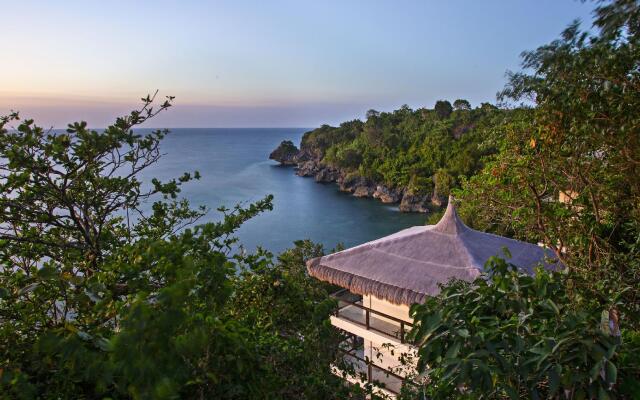 Ocean's Edge Resort
