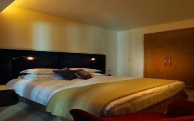 Murex Hotel