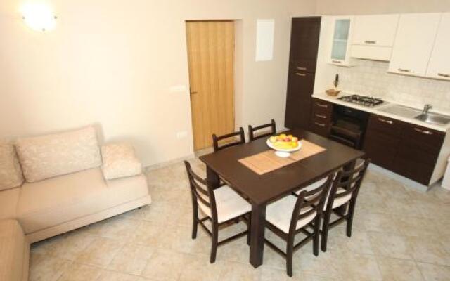 Sea View Apartments Nina