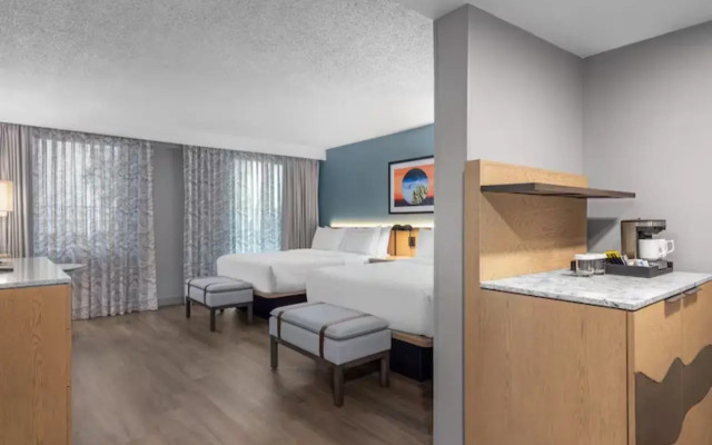 DoubleTree by Hilton Phoenix Midtown