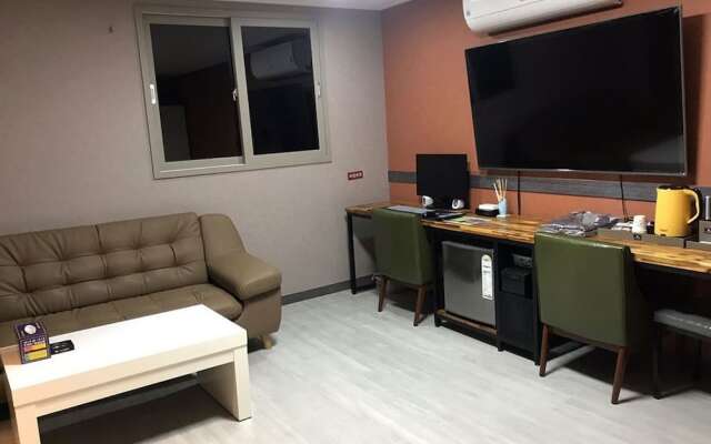 Hotel Louys