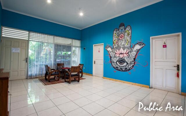 Happy Buddha Hostel