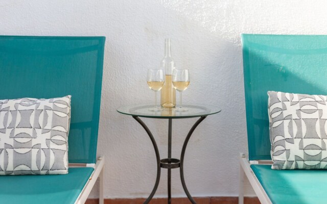 Liberty Penthouse Three-Bedroom Apartment - by LU Holidays