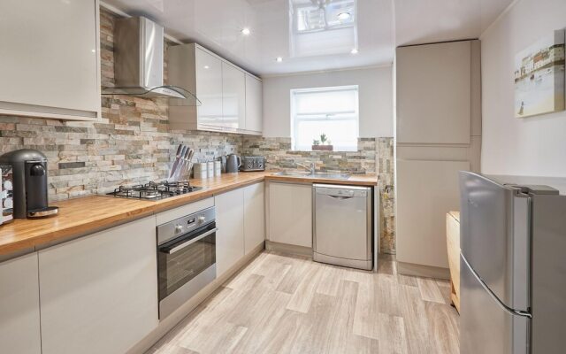 Host Stay Huntcliffe Ruby