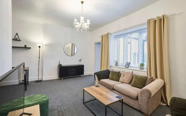 Host Stay Queen Street Apartment