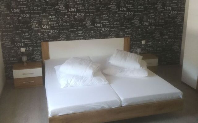 Ferienwohnung Algenrodt