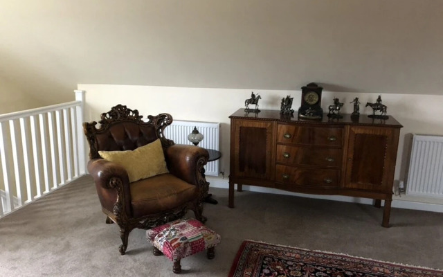 Entire Cosy Home From Home Country Retreat