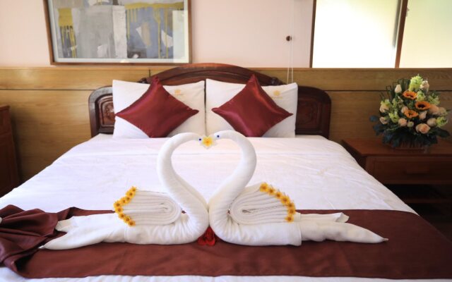 Apricot Resort - Bau Mai Resort