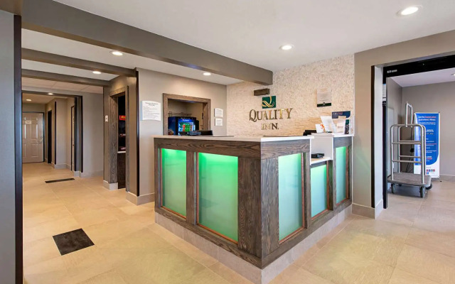 Quality Inn Mishawaka - South Bend