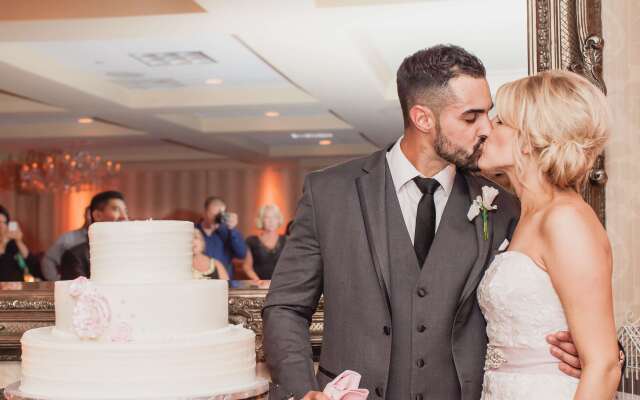 DoubleTree by Hilton Tinton Falls - Eatontown