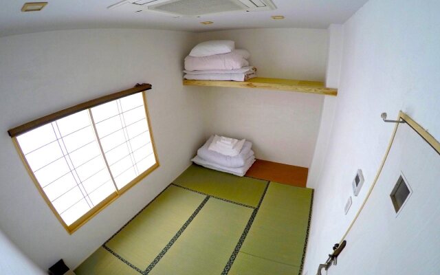 Hiroshima Hostel EN
