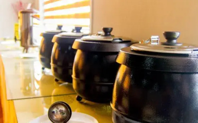 Linshu yadu Business Hotel