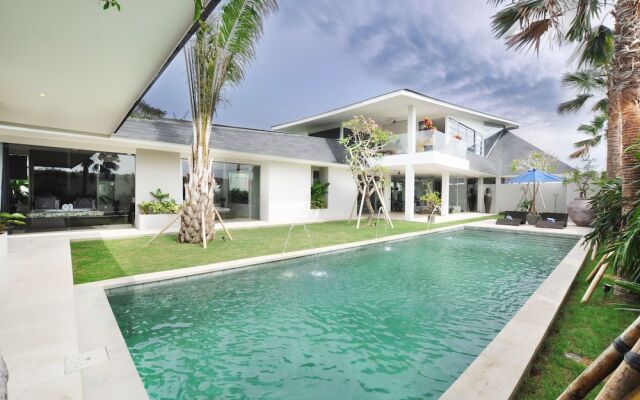 Posh Canggu Villa Ashley