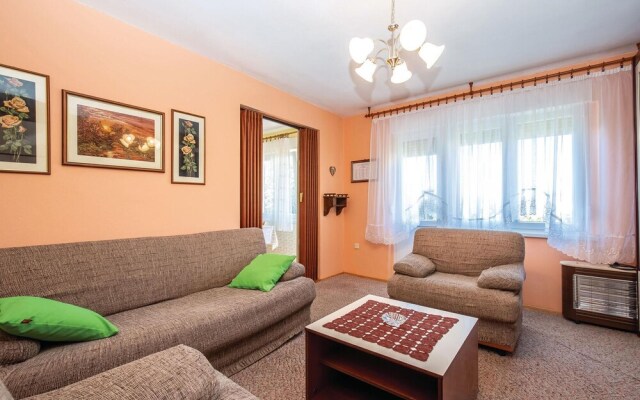 Beautiful Apartment in Crikvenica With 2 Bedrooms and Wifi