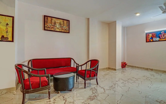 Itsy By Treebo - Golden Divine Inn