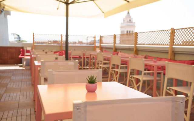 Moderno Hotel Roma