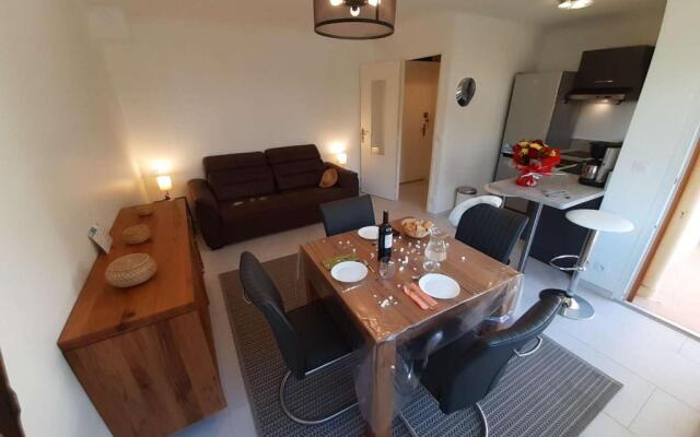 Appartement Fréjus, 1 pièce, 2 personnes - FR-1-226A-69