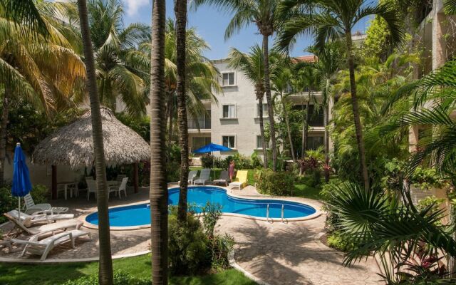 2BR Condo ground level Rinconada Del Sol