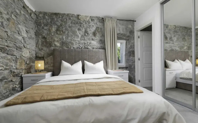 Luxury Krk Villa With Private Pool and Gardens