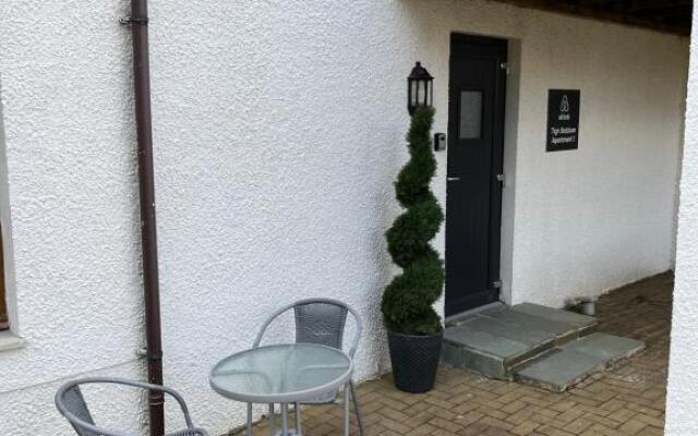 Tigh Stobban Apartment 1