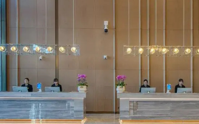 Grand New Century Hotel Guangde