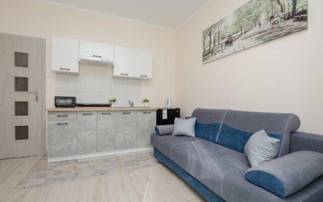 Gagarina Studio With Balcony by Renters