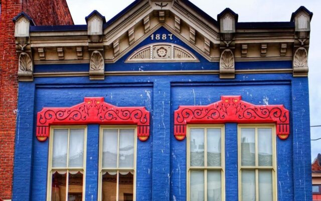 hotelImage