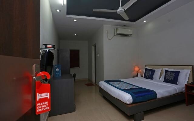 OYO 2737 Residency Square