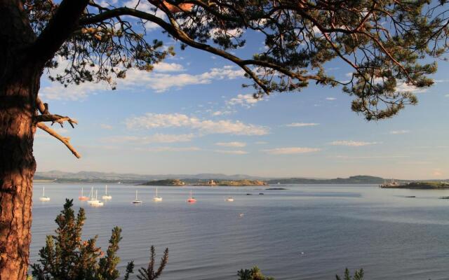 Aberdour Hotel & Stables Rooms
