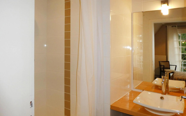 Holiday Home in Carnac Near Sandy Beach