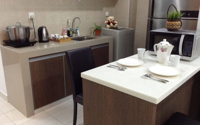 A&F Tropics Homestay