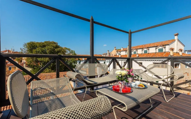Ca' Della Luce Terrace
