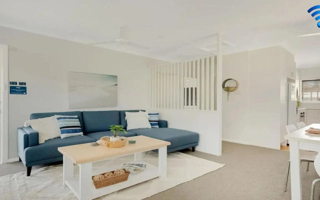 Ocean Blue Apartment Four - Apartment On 2Nd Level