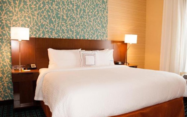 Fairfield Inn & Suites Canton South