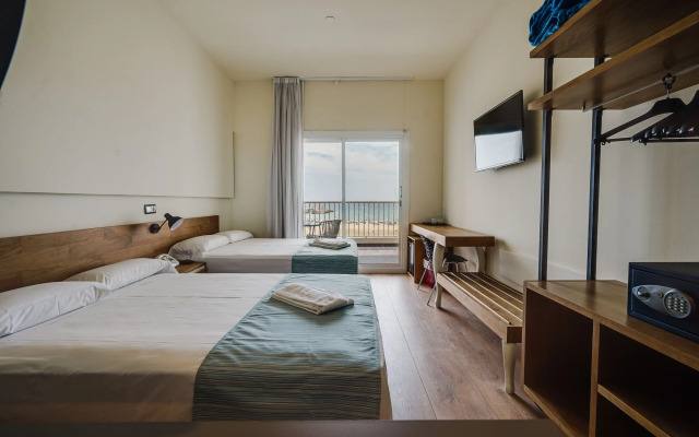 Hotel Brisamar Suites