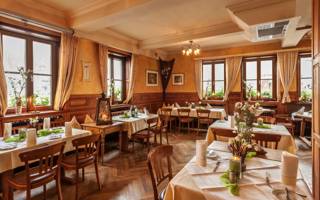 Hotel-Gasthof Weißes Roß