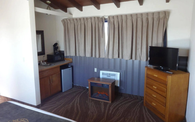 Alpine Lodge & Resort Burkesville