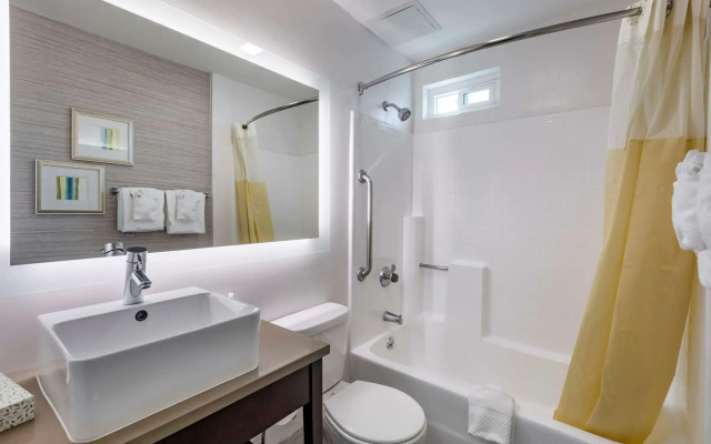 Quality Inn Burbank Airport
