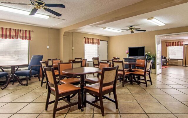 Econo Lodge
