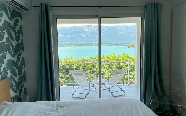 Vue sublime sur le lac du Bourget