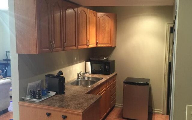 Grey Rose Suites