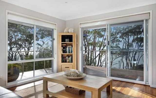 Escape to Hyams Beach Jervis Bay Rentals