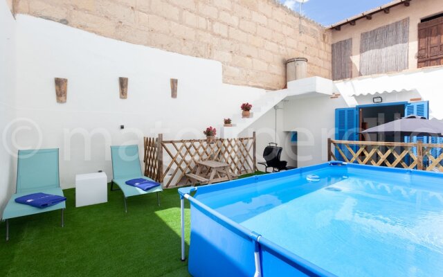 Casa de verano con piscina en el puerto